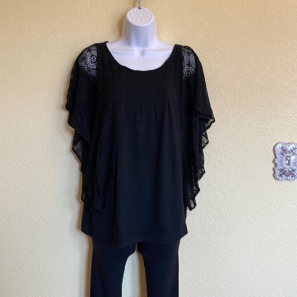 glam Tops - Beautiful Full Sleeve Black Knit Lace. Sweater Top by Glam Size M